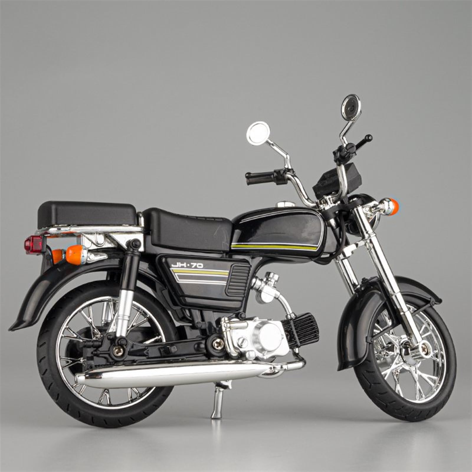 Amazon.co.jp: バイクスケールモデル オートバイモデルおもちゃ